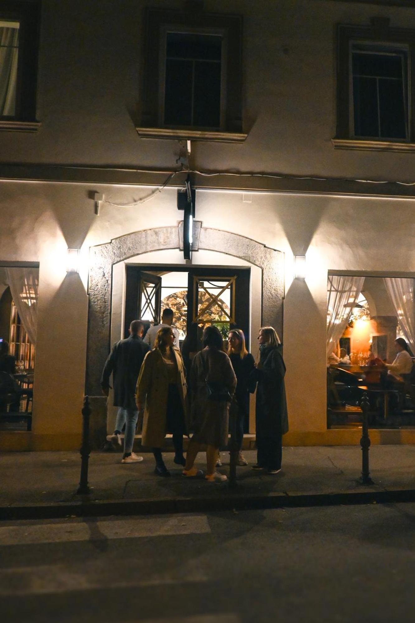 Royal Rooms*** Ljubljana Bagian luar foto